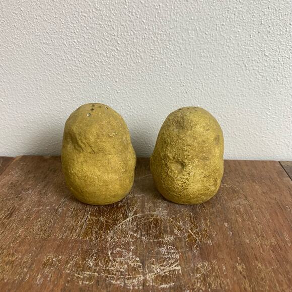 Vintage‎ Enesco Russet Spud Potato Salt & Pepper Shakers - Picture 1 of 7